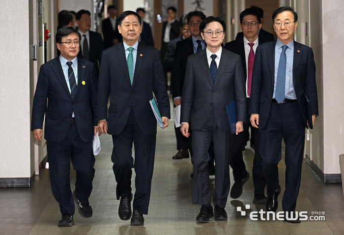 [포토] 비상경제점검회의 관계부처 합동브리핑