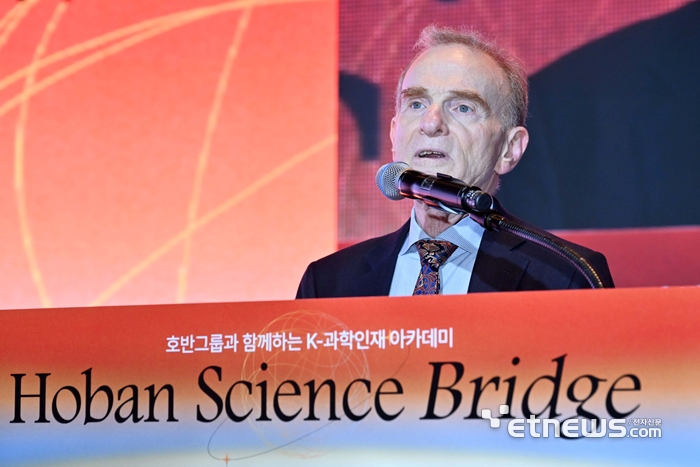 [포토] 랜디 셰크먼 노벨생리의학상 수상자, '파킨슨병을 기초과학으로 해결하기'