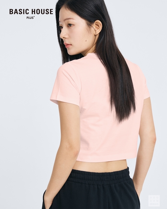 다이소, '베이직하우스 플러스+' 출시…기본 의류 40종 선보여