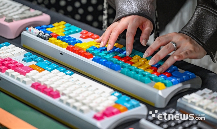 [포토] 알록달록 키보드