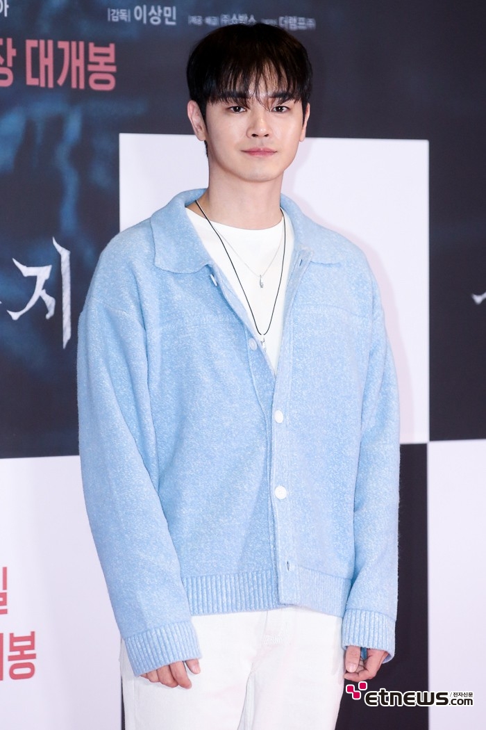 [ET포토] 장동주, '소매 기장이 아쉬운 패션'