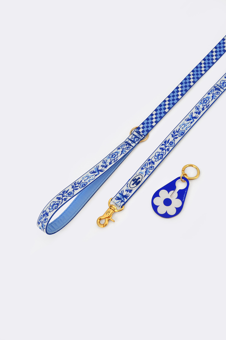 더웨깅블루 청화백자 리드줄