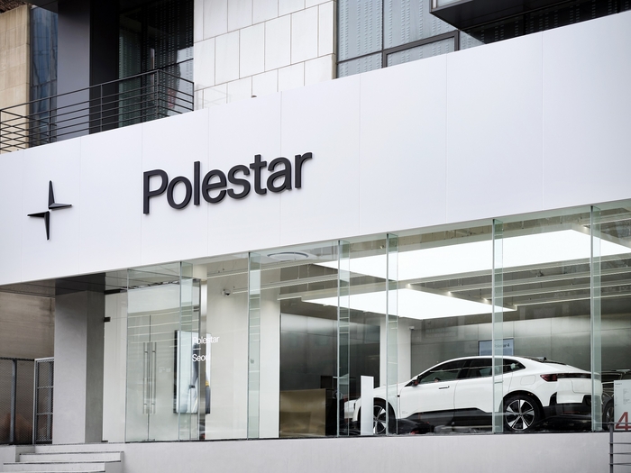 폴스타코리아 스페이스 서울