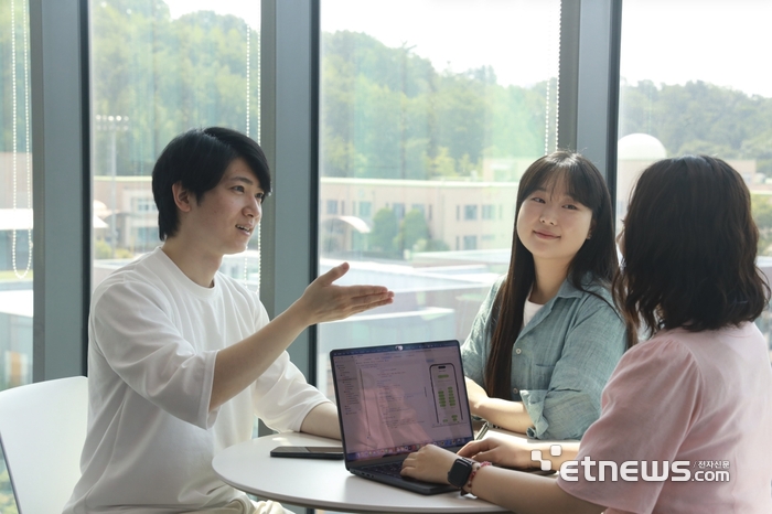 청년개발자들의 협업현장