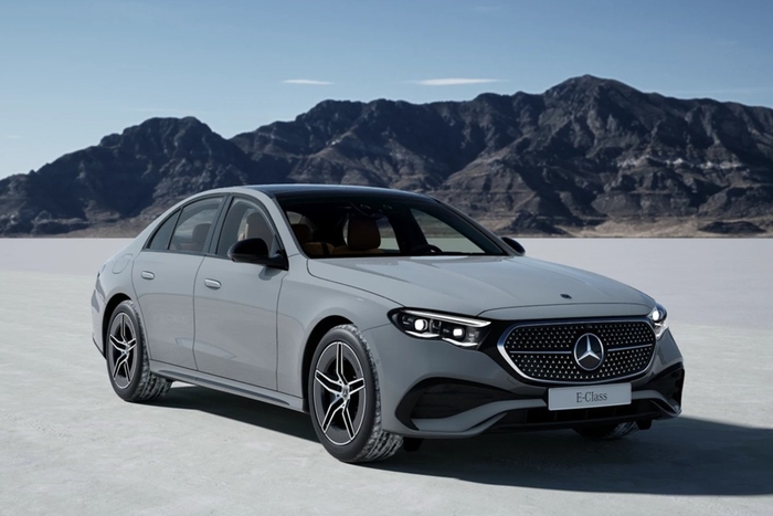 E 300 4MATIC AMG 라인