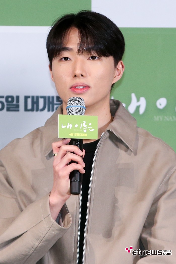[ET포토] 최준우, '역사 공부 열심히 했어요'
