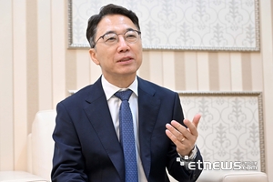 [기고] 대체불가 대한민국은 어떻게 만들어지는가