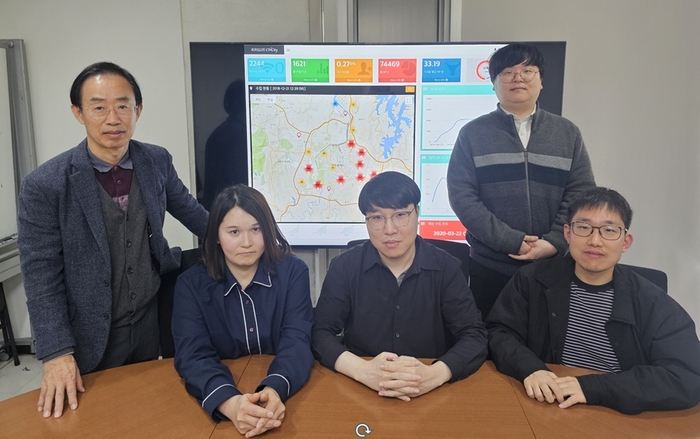 기술개발 연구진. 왼쪽부터 한동수 교수, 손규호 박사, 문병철 박사, 안수민 박사, 채승우 박사과정.