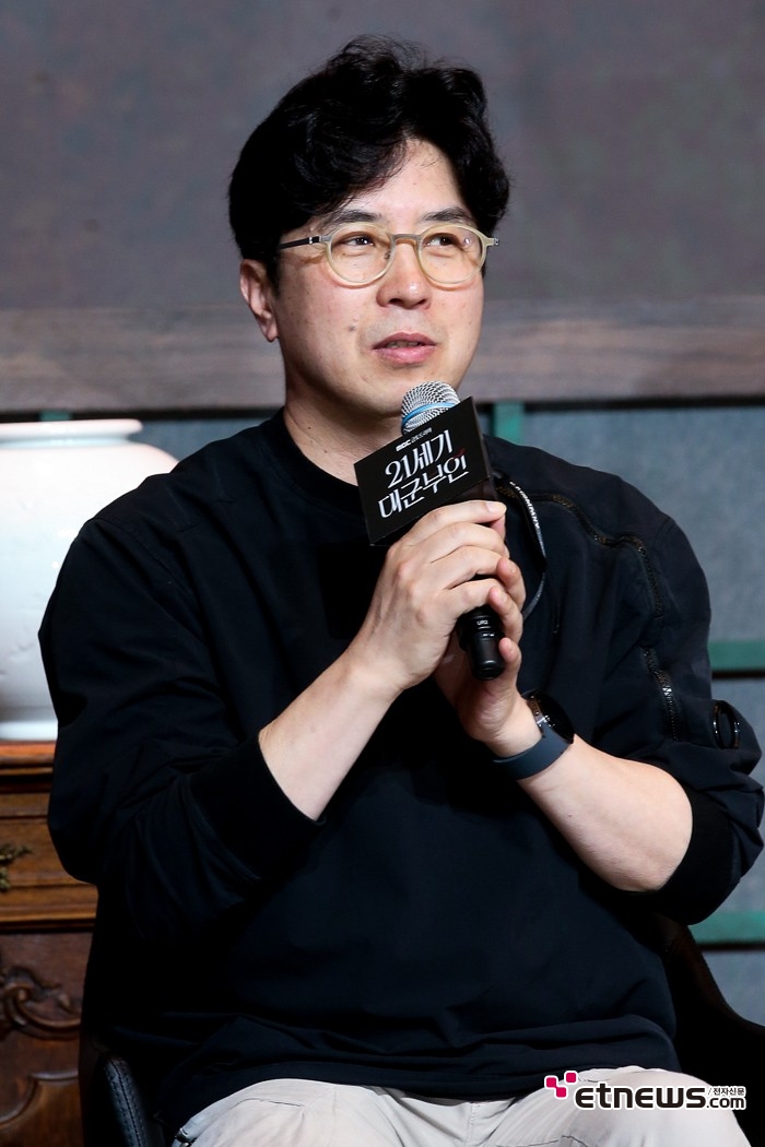 [ET포토] 박준화, 'MBC 21세기 대군부인 연출가'