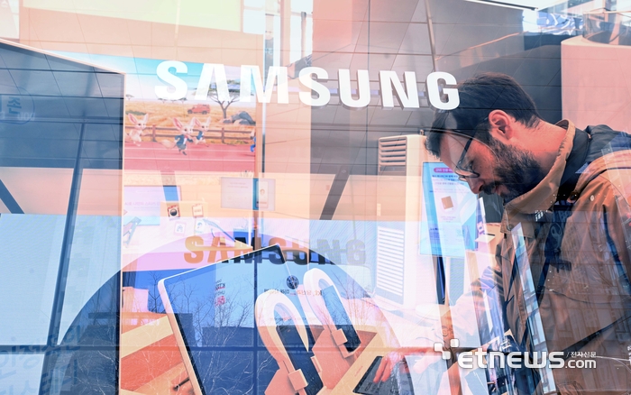 [사설] 삼성전자 대기록, 미래 향한 동력으로