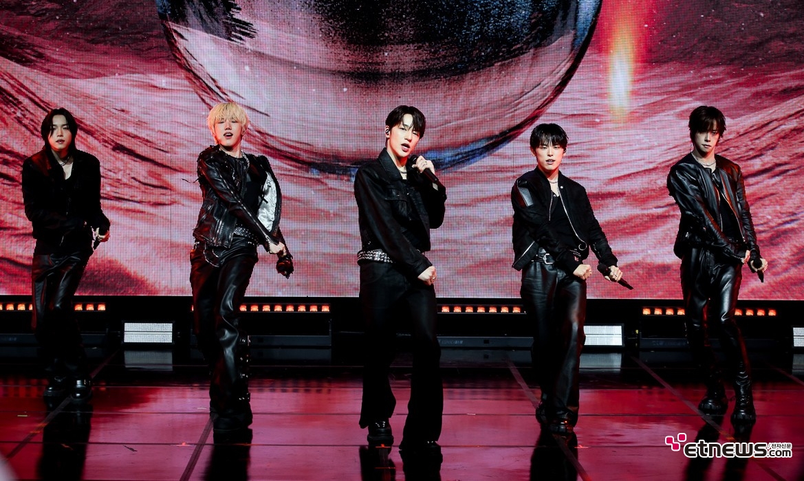 [ET포토] 키빗업, '방금 데뷔했어요'