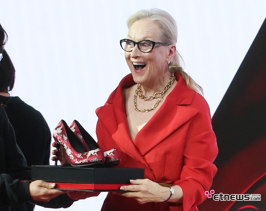 [ET포토] 메릴 스트립, '진심으로 놀란 표정'