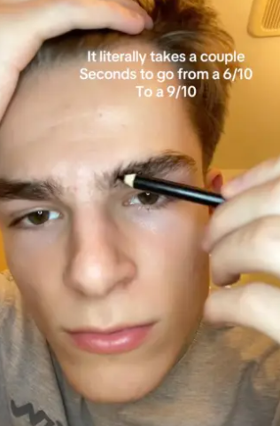 최근 미국 Z세대 남성들 사이에서 외모를 극단적으로 끌어올리려는 '룩스맥싱(Looksmaxxing)' 흐름이 퍼지면서 논란이 되고 있다. 사진=틱톡