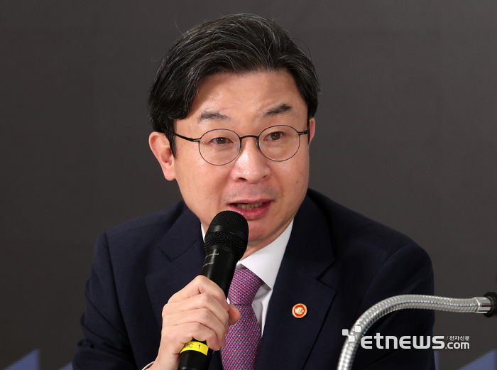 국민성장펀드 50조원+@ 확대…'소버린 AI'로 첨단산업 재편