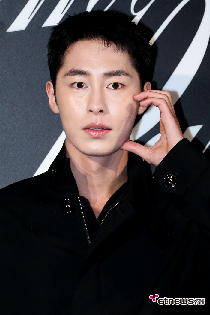 [ET포토] 이재욱, '두눈은 크게 뜨고'