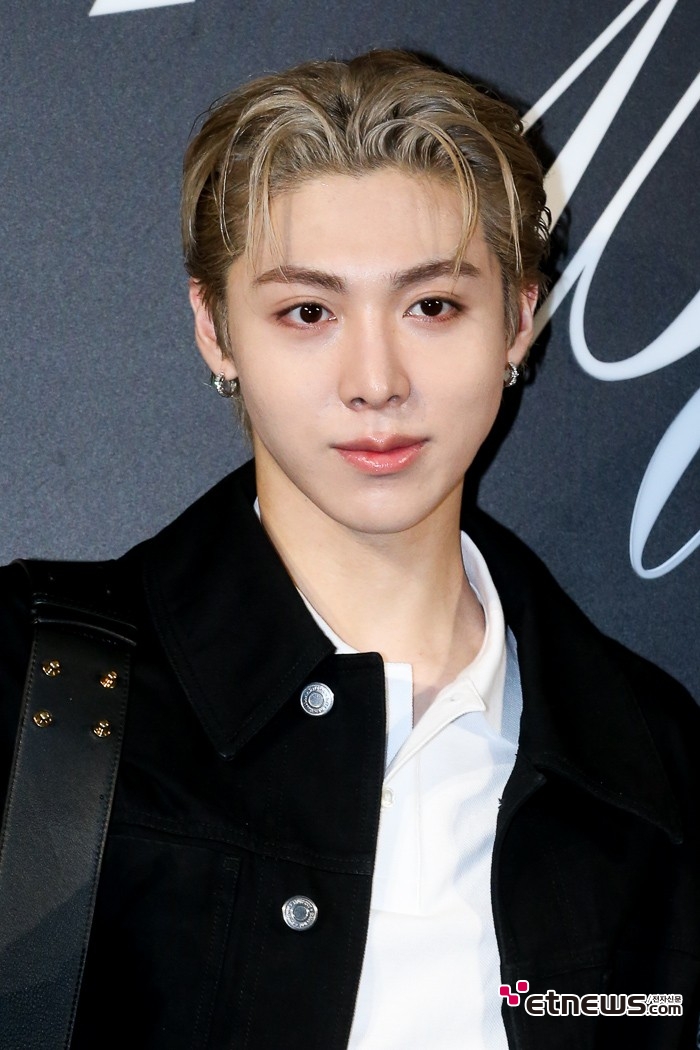 [ET포토] 올데이프로젝트 우찬, '스위트한 미소'