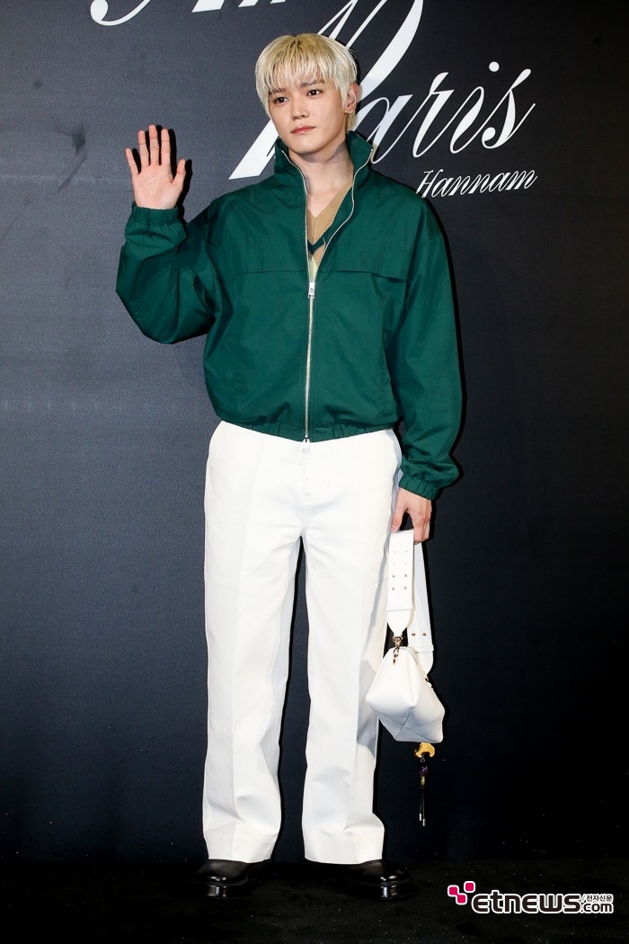 [ET포토] NCT 태용, '흔치 않은 그린 화이트'