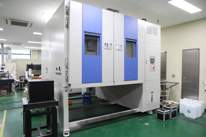 레이저 출력 안정성 평가를 위한 온습도 환경 챔버
