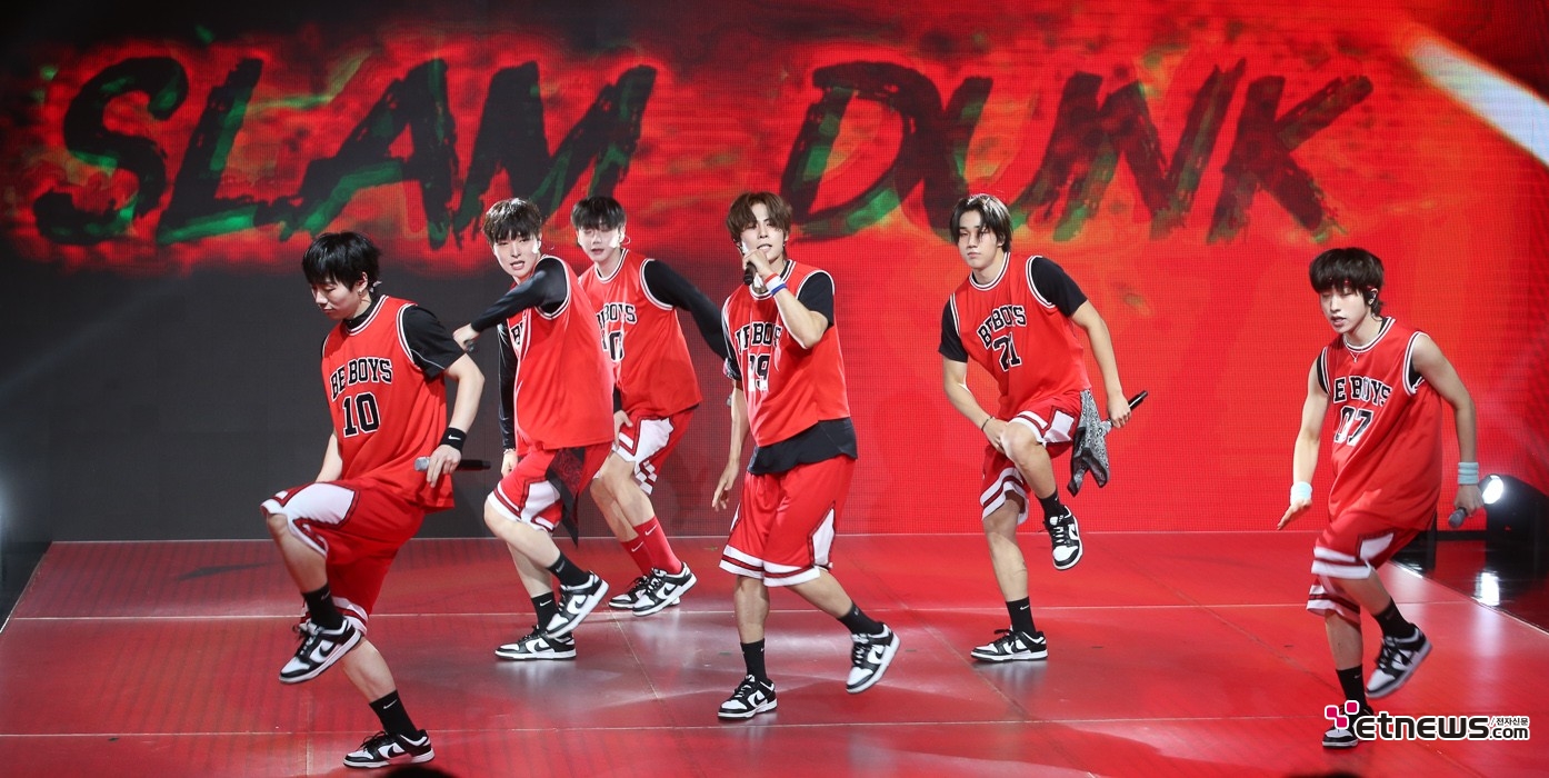 [ET포토] 비보이즈, '액티브한 퍼포먼스'