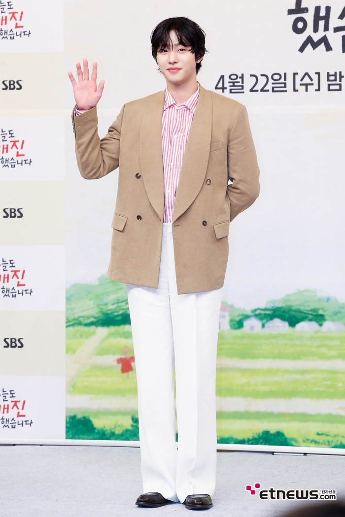 [ET포토] 안효섭, '비주얼 완전체~안정적인 연기력, 다 가진 남자'