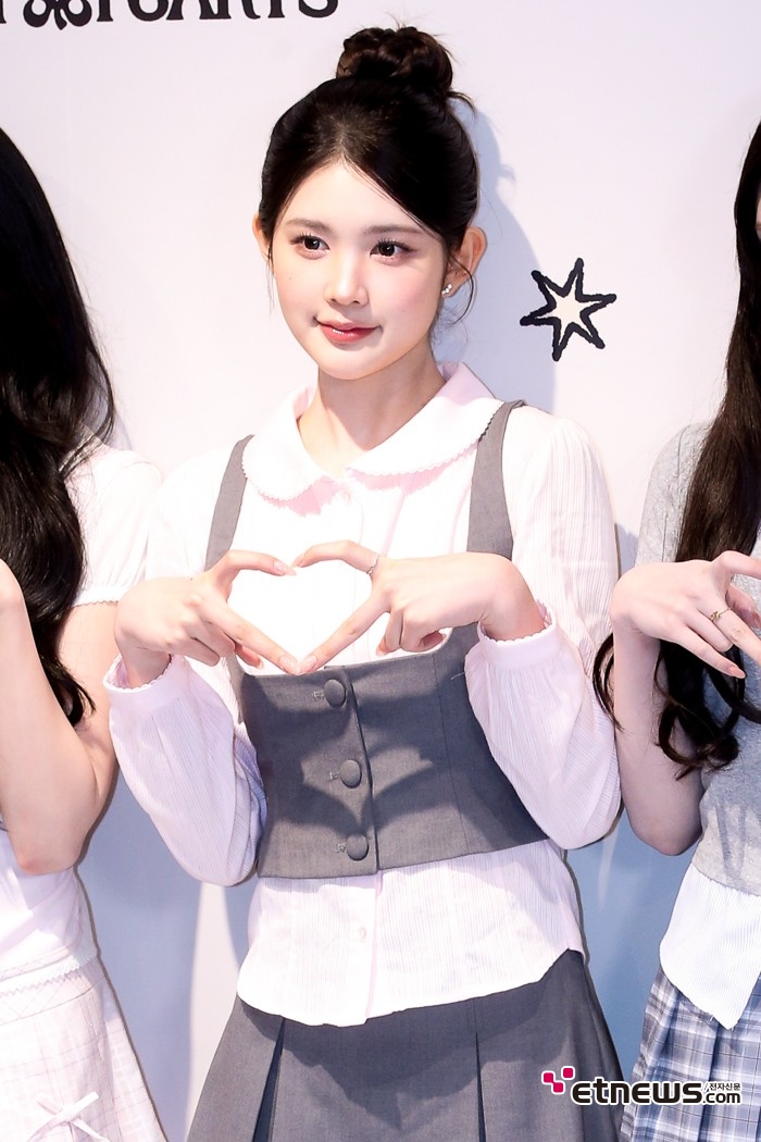 [ET포토] 하츠투하츠 에이나, '선함이 돋보이는 인상'