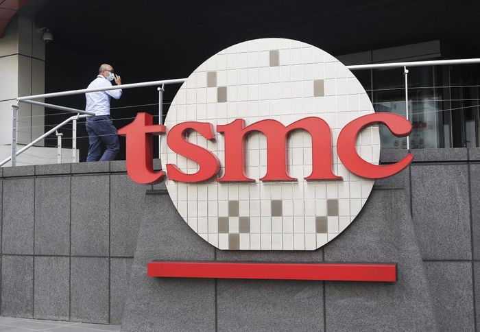 TSMC 1분기 사상 최대 실적 관련 그래픽