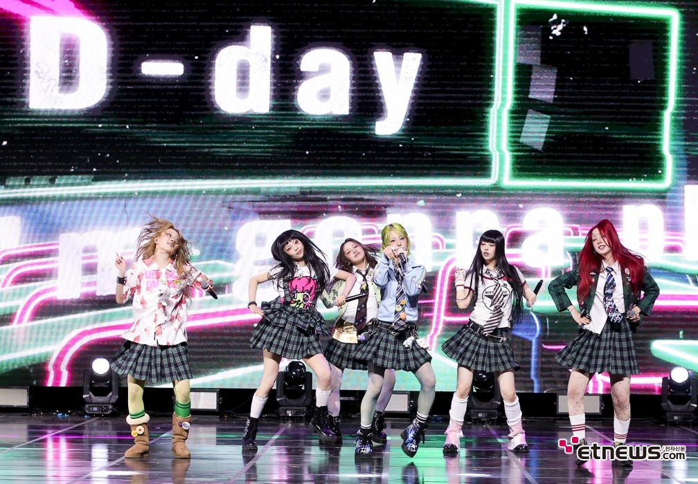 [ET포토] 언차일드, '얼터너티브 팝 멜로디에 맞춰서'