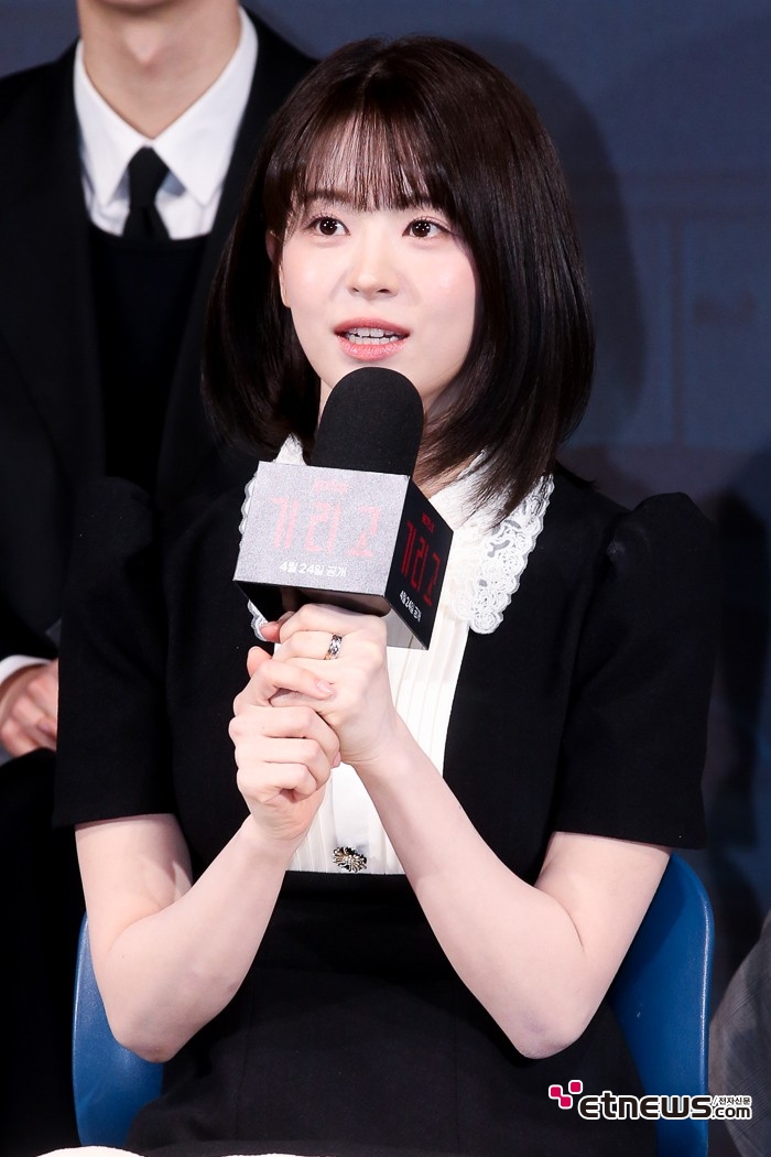 [ET포토] 전소영, '어린 나이에도 돋보이는 차분함'