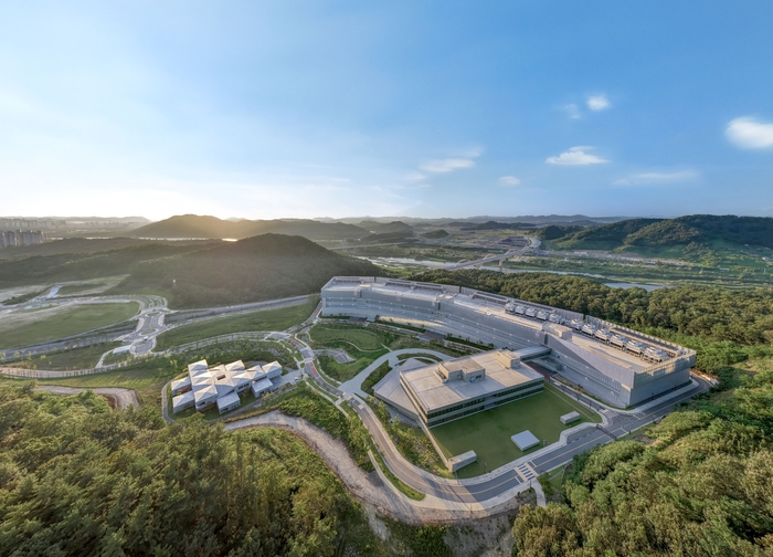 네이버 데이터센터 '각세종' 전경. 〈자료 네이버〉