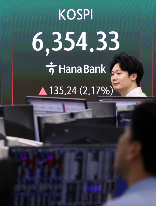 코스피 또 새 역사…외국인·기관 쌍끌이에 6388선 돌파