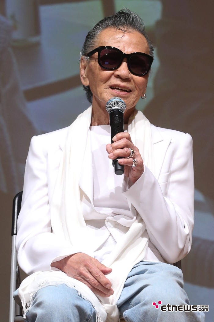 [ET포토] 조갑철-장미화-쟈니리-임희숙-태진아, '쟈니리 회고록 출판 기념 토크 콘서트 참석'