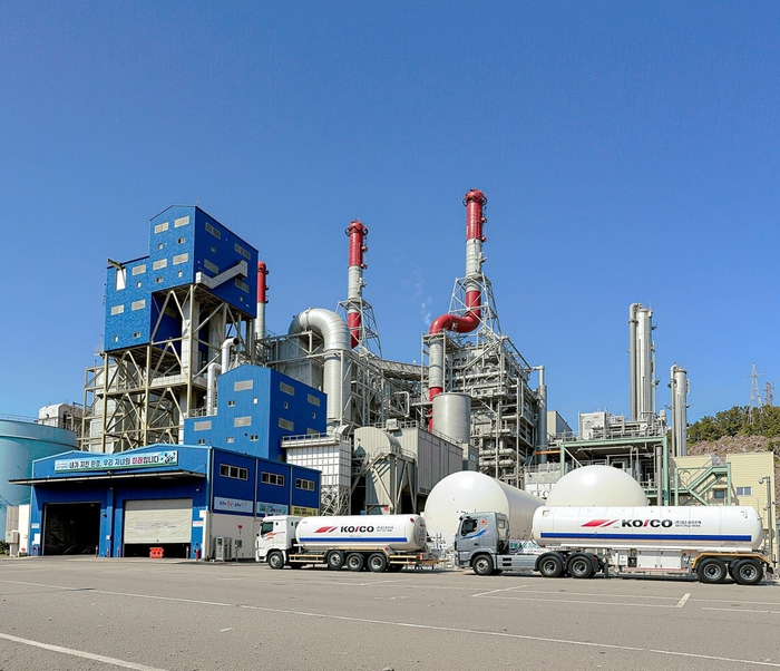 금호석유화학이 여수2에너지 사업장에서 탄소포집·활용(CCU) 시설을 가동하고 있다. 사진 출처 : 금호석유화학