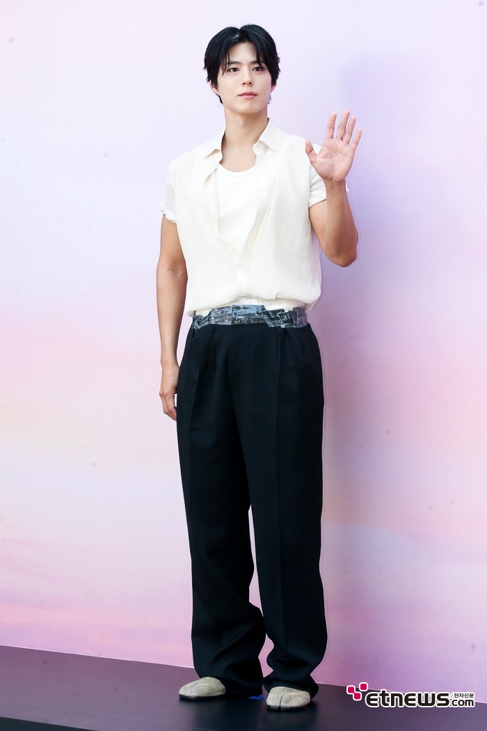 [ET포토] 박보검, '등신대가 서있는줄'