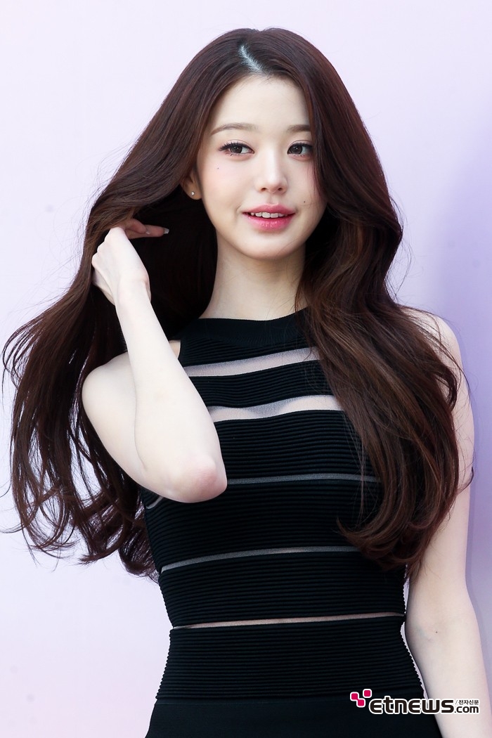 [ET포토] 샴프 모델 같은 장원영