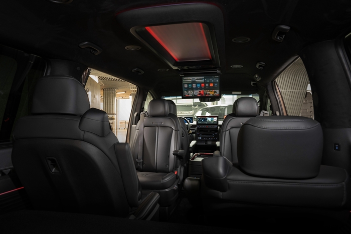 더 뉴 스타리아 일렉트릭 내부