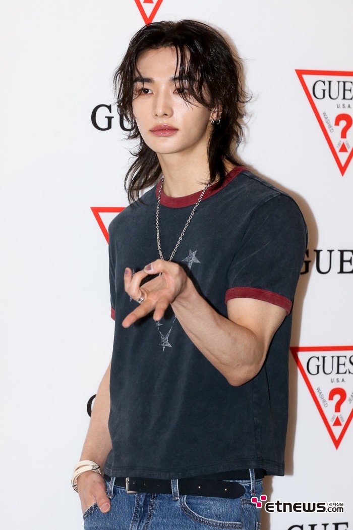 [ET포토] 스트레이키즈 현진, '시선잡는 네일아트'