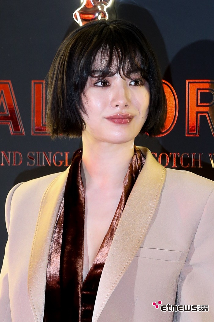 [ET포토] 나나, '스모키한 눈가'