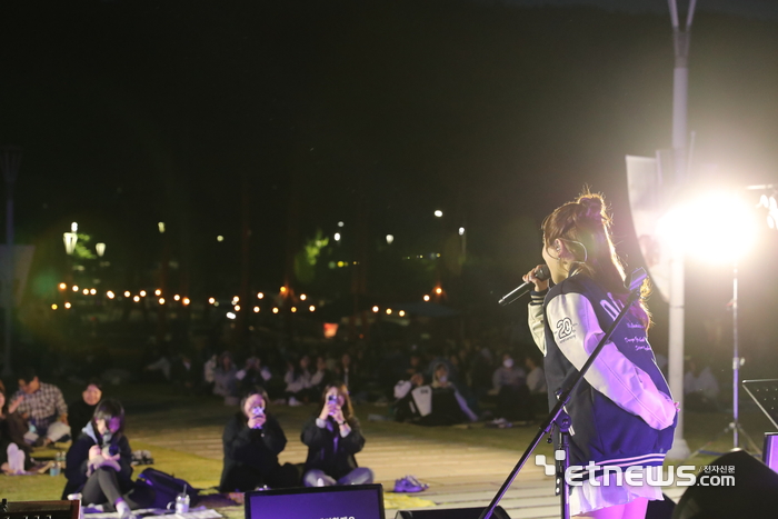 '비슬사계'에서는 달성문화재단 후원으로 문화공연도 펼쳐졌다.