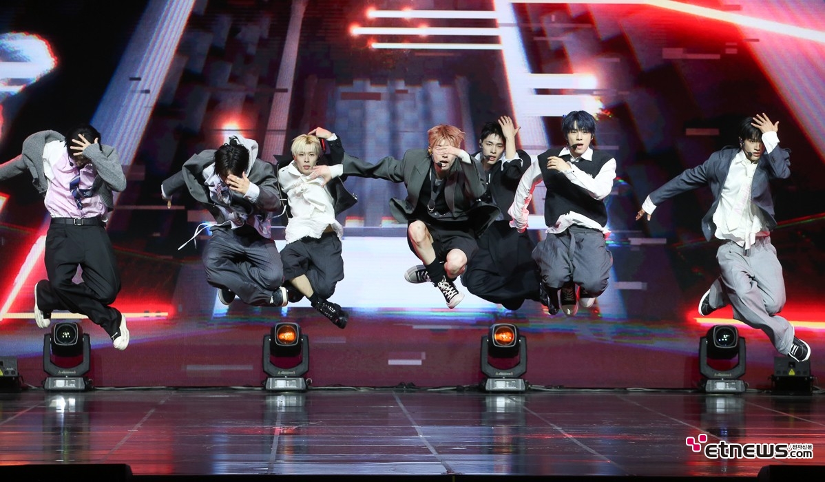 [ET포토] 넥스지, '뛰어'