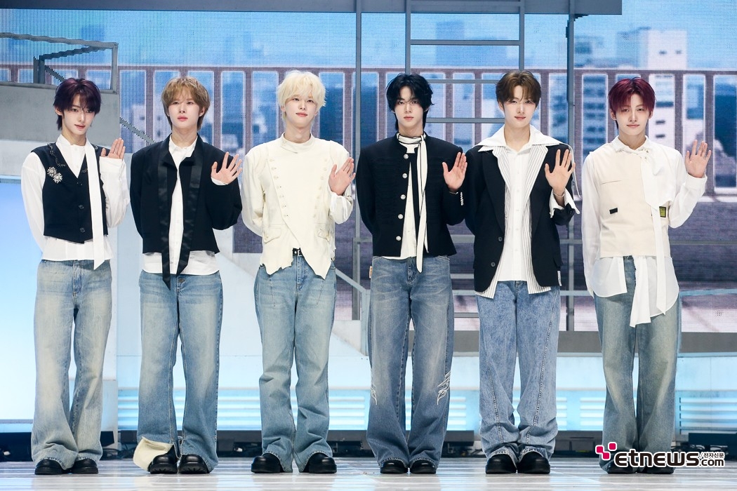 [ET포토] 투어스, '예쁜 남자 집단'