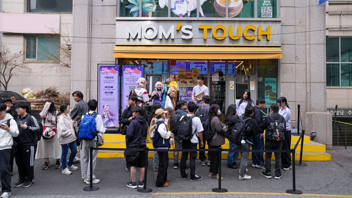 호요버스 '원신', 맘스터치 컬래버 주문 폭주 속 곳곳에서 조기 품절 기록