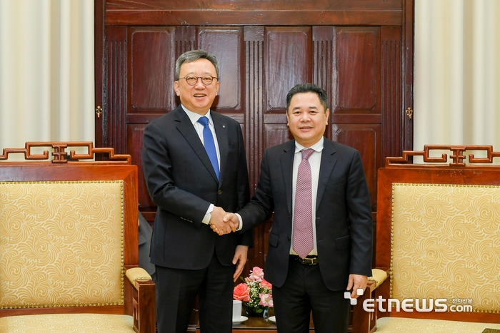 신한은행 베트남 협력 확대 관련 이미지