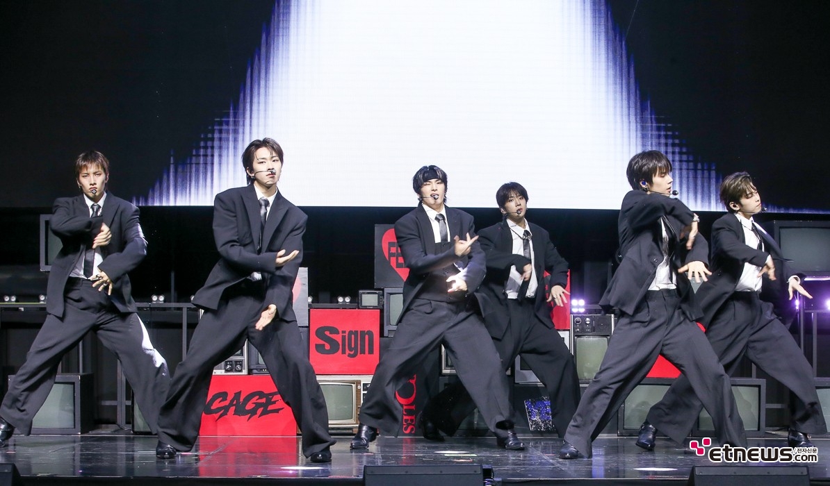 [ET포토] 82메이저, '날것의 매력'