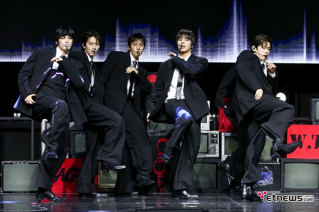 [ET포토] 82메이저, '폭발하는 에너지'