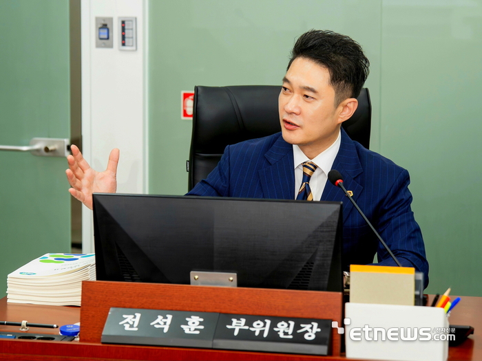 전석훈 경기도의회 미래과학협력위원회 부위원장.