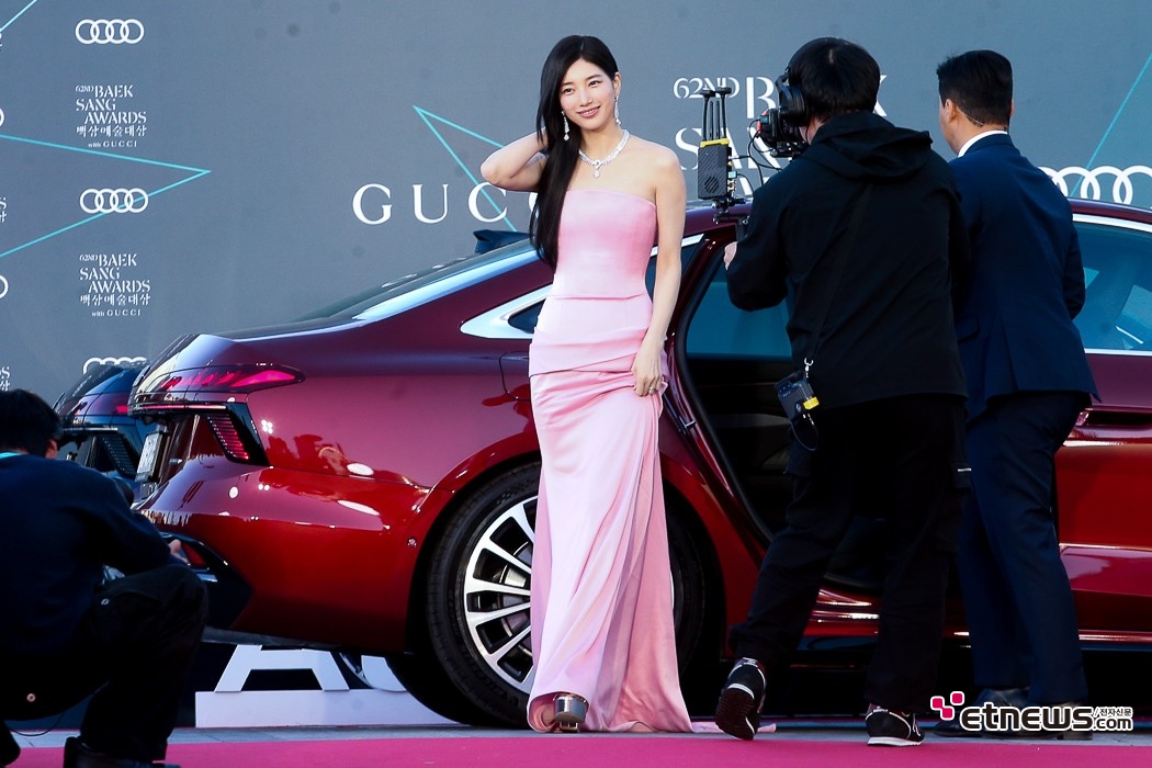[ET포토] 수지, '핑크 여신'