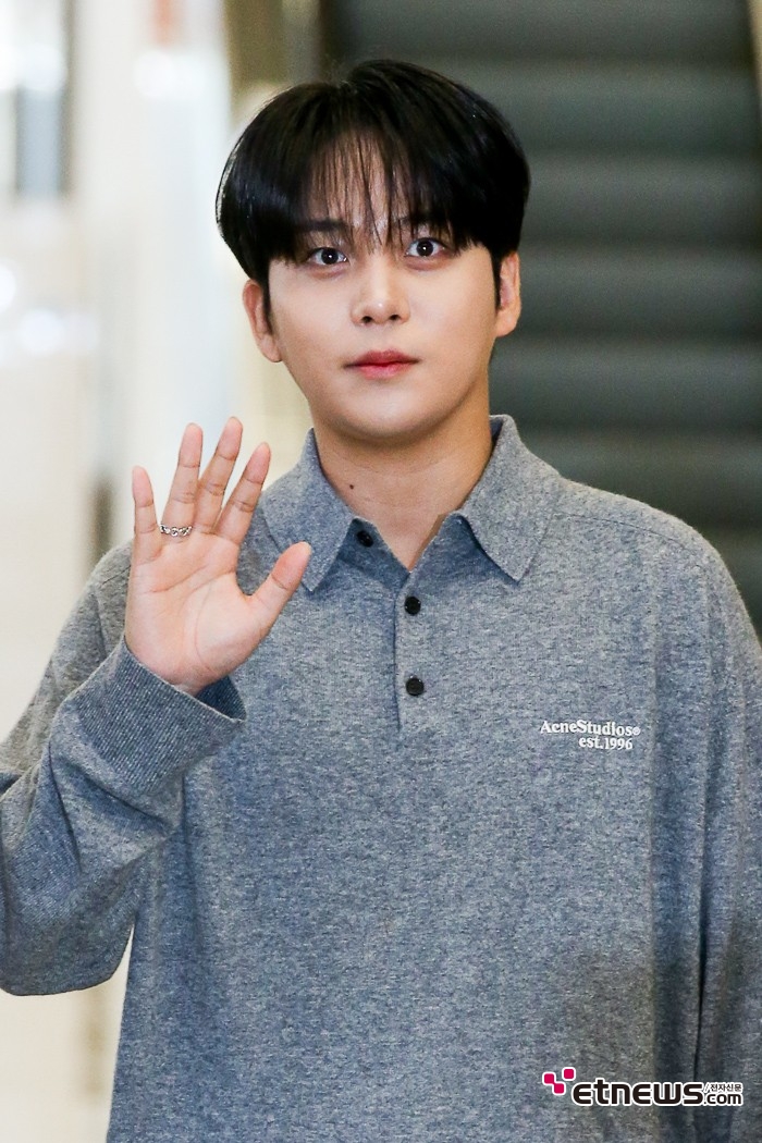 [ET포토] 에이티즈 종호, '눈에서 레이저'