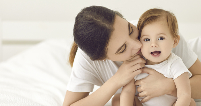 평소 무심코 하는 행동이 오히려 아이 건강을 해칠 수 있다는 전문가 경고가 나왔다. 사진=게티이미지