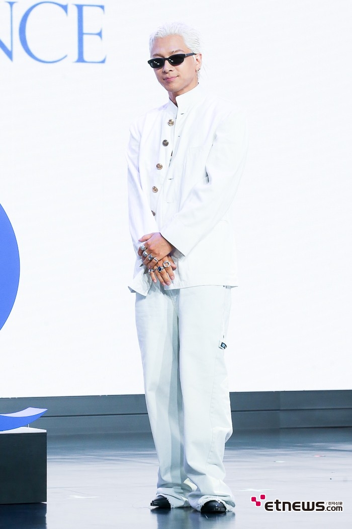 [ET포토] 태양, '감각 남다른 화이트 스타일'