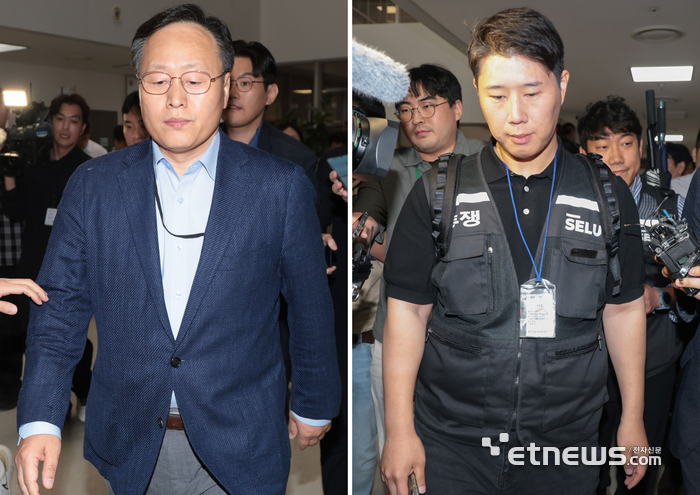 삼성전자 노사의 정부 사후조정 절차에서도 끝내 합의에 이르지 못하고 결렬됐다. 사측 대표교섭위원인 여명구 DS부문 담당 피플팀장(왼쪽)과 최승호 삼성그룹 초기업노동조합 삼성전자지부 위원장이 20일 정부세종청사 중앙노동위원회에서 열린 2차 사후조정 3일차 회의 종료 후 각각 협상장을 나서고 있다. 세종=이동근기자 foto@etnews.com